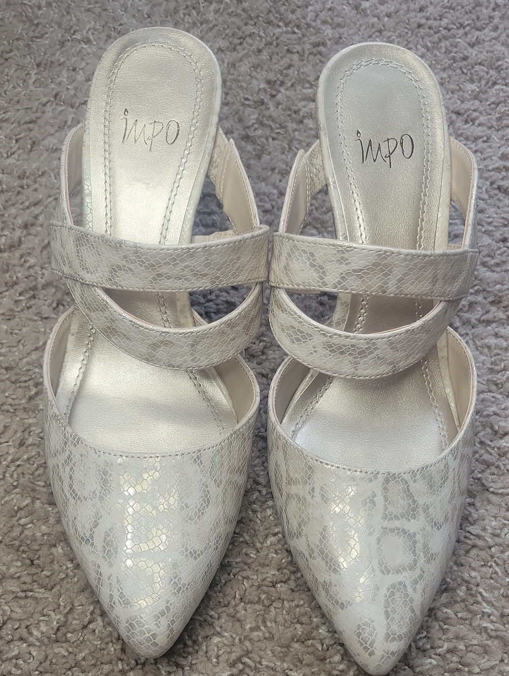 Impo Cream Snakeskin-Pattern Pointed Toe Slide Mules